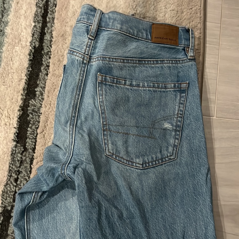 Jeans - Picture 2 of 3